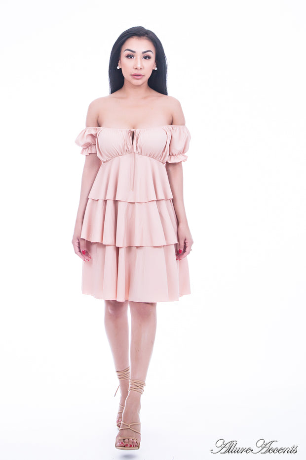Women is wearing beige layers summer dress, casual mini sweetheart neck dress