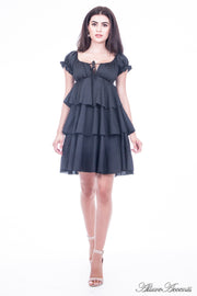 Women is wearing black layers summer dress, casual mini sweetheart neck dress